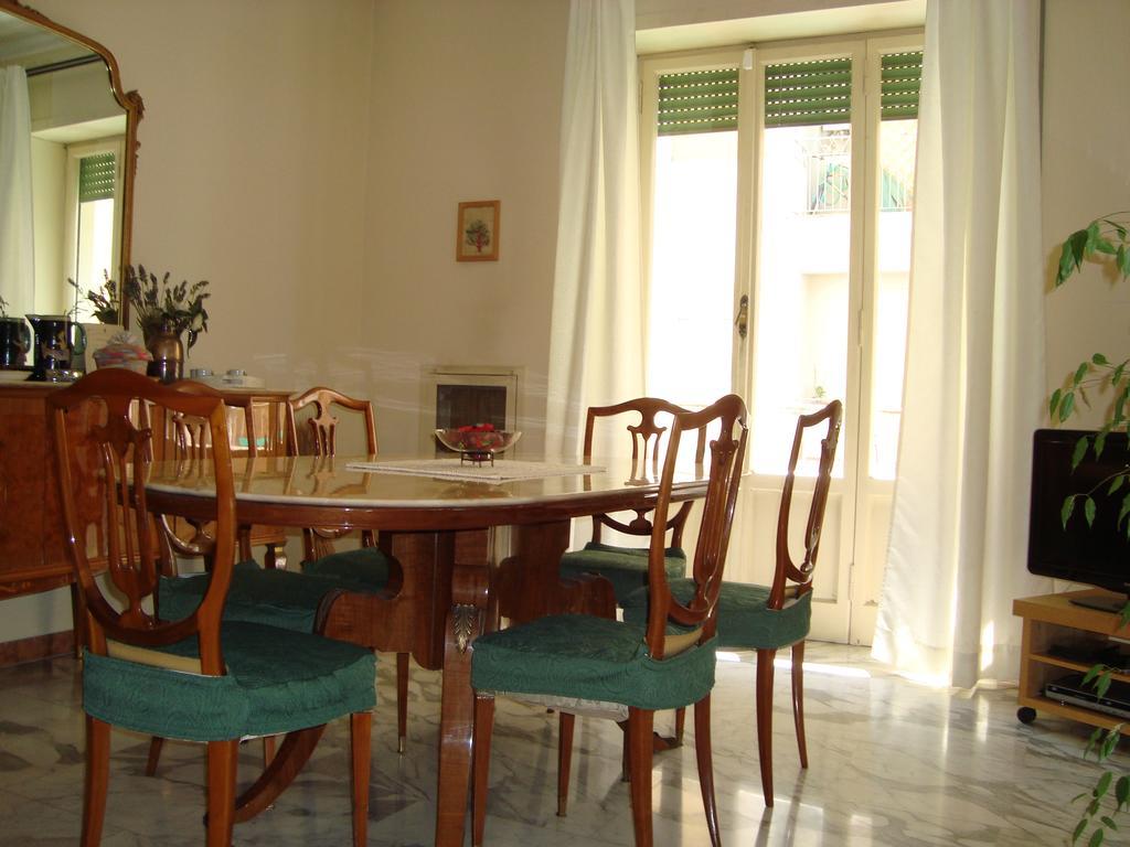 Villa Sciarra Roma Quarto foto